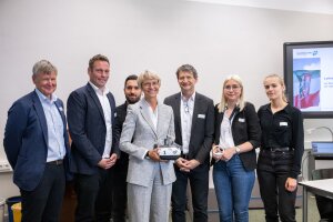 Bild Fuer Edler Aus Einer Word Gezogen P1